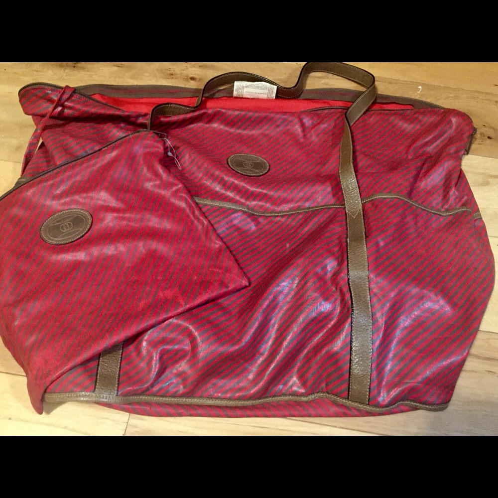 Gucci Weekender Bag with Attached Cosmetic Bag GUC